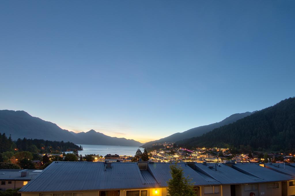 Centrally Superior Queenstown Exterior foto